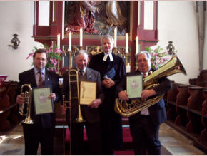 2006 wurde Friedrich Weng und Friedrich Mittring fr 40 Jahre Blserdienst; Johann Herle fr 50 Jahre Blserdienst ausgezeichnet