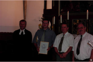 Werner Tischinger und Harald Beck wurden fr 25 Jahre Blserdienst ausgezeichnet.