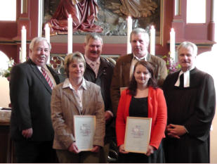 Heike Weng und Ilona Beck wurden fr 25 Jahre Blserdienst ausgezeichnet; Richard Mittring und Friedrich Strau wurden fr 40 Jahre Blserdienst ausgezeichnet